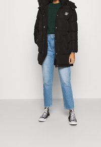 SIKSILK Cappotto invernale - black