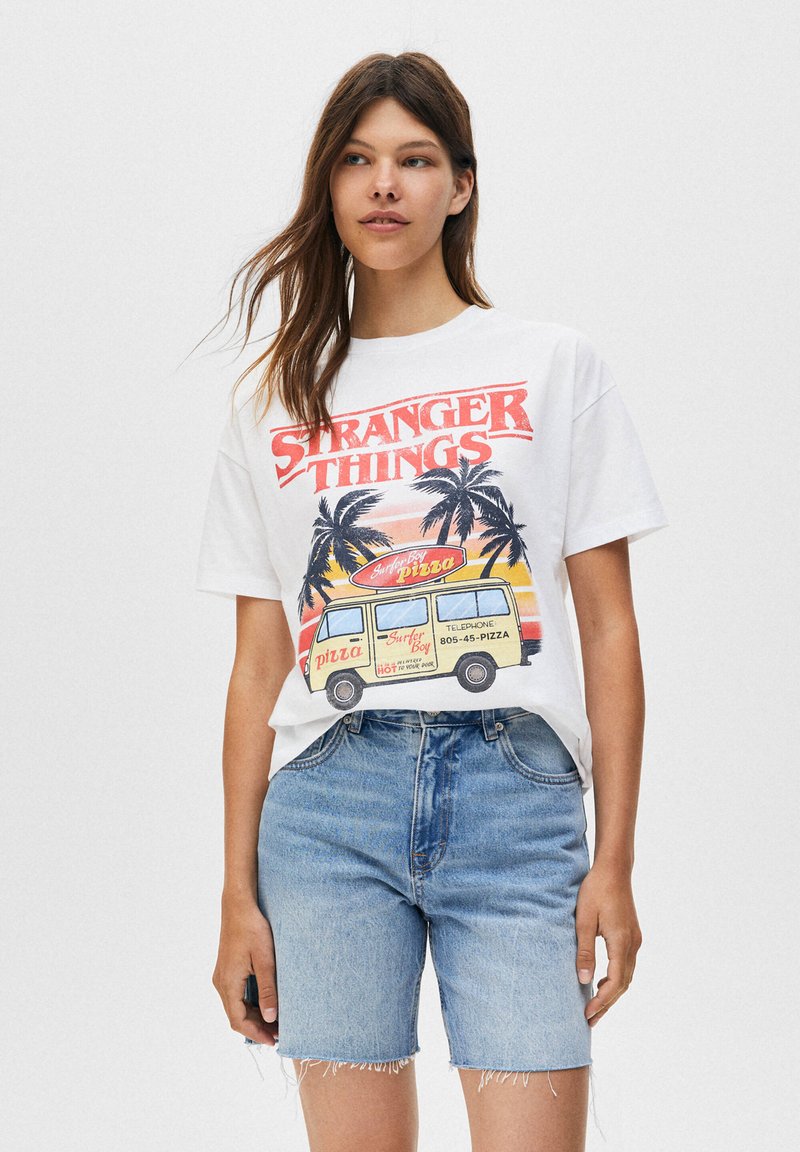 Stranger Things Pull And Bear