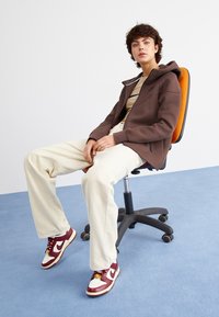 Nike Sportswear Camisola com fecho - baroque brown/black