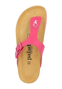 Różowa klapka z teksturowanym gumowym paskiem, regulowanym zapięciem oraz brązowym wyściełanym wnętrzem. Logo marki widoczne na wnętrzu.