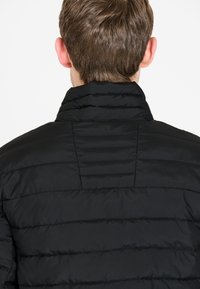 North Bend Vinterjakker - black