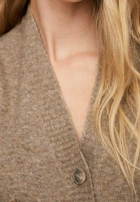 Mango Strickjacke - brown