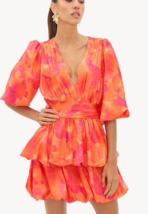 LOAVIES, CHERISHED MOMENTS - Robe de jour - flowers big orange