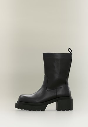 YOURTURN, UNISEX - Stiefelette - black