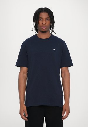 ESSENTIAL SAMI CLASSIC - T-shirt basique - salute