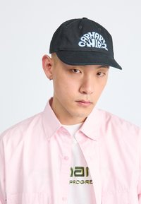 JAZZY UNISEX - Cap - black/air sky