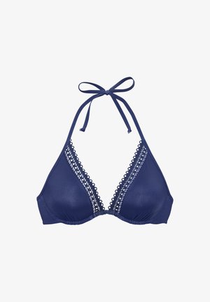 Donkerblauwe halterbikinitop met driehoekige cups, voorzien van een getande kanten rand langs de randen en een striksluiting bij de nek.