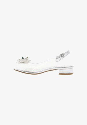 Chaussure slingback transparente avec un petit talon carré, accent floral près de l'orteil et finition brillante sur le matériau.