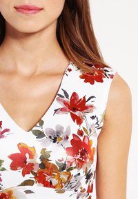 Closet Sukienka letnia