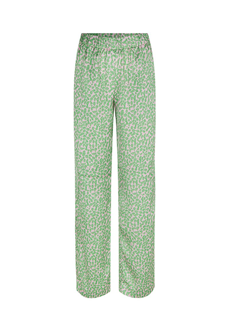 Grønne pyjamasbukser med et pink og grønt abstrakt leopardmønster. Designet inkluderer en elastisk talje og bred benklip.