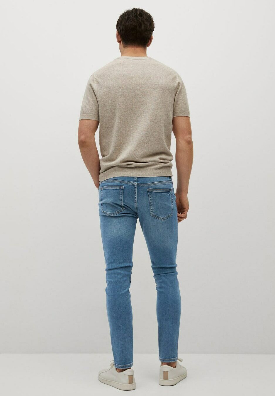 Buy Mango Man black Skinny Fit Jude Jeans for Men in MENA, Worldwide