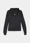 ESSENTIALS SMALL LOGO FEEL COZY HOODIE - Kapuutsiga pusa - black/white
