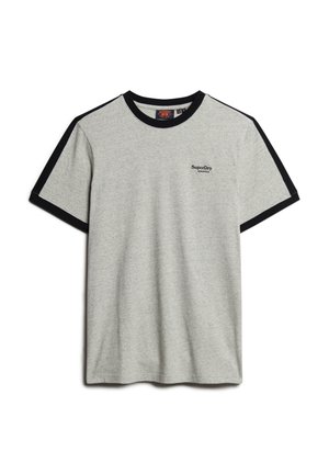 T-shirt in cotone grigio con dettagli neri sul colletto e sulle maniche. Presenta un piccolo logo nero "SuperDry" sul petto. Maniche corte.