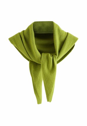 Grüner gestrickter Wollschal, gefaltet und geknotet mit zwei langen Enden, die auf einem weißen Hintergrund herunterhängen.