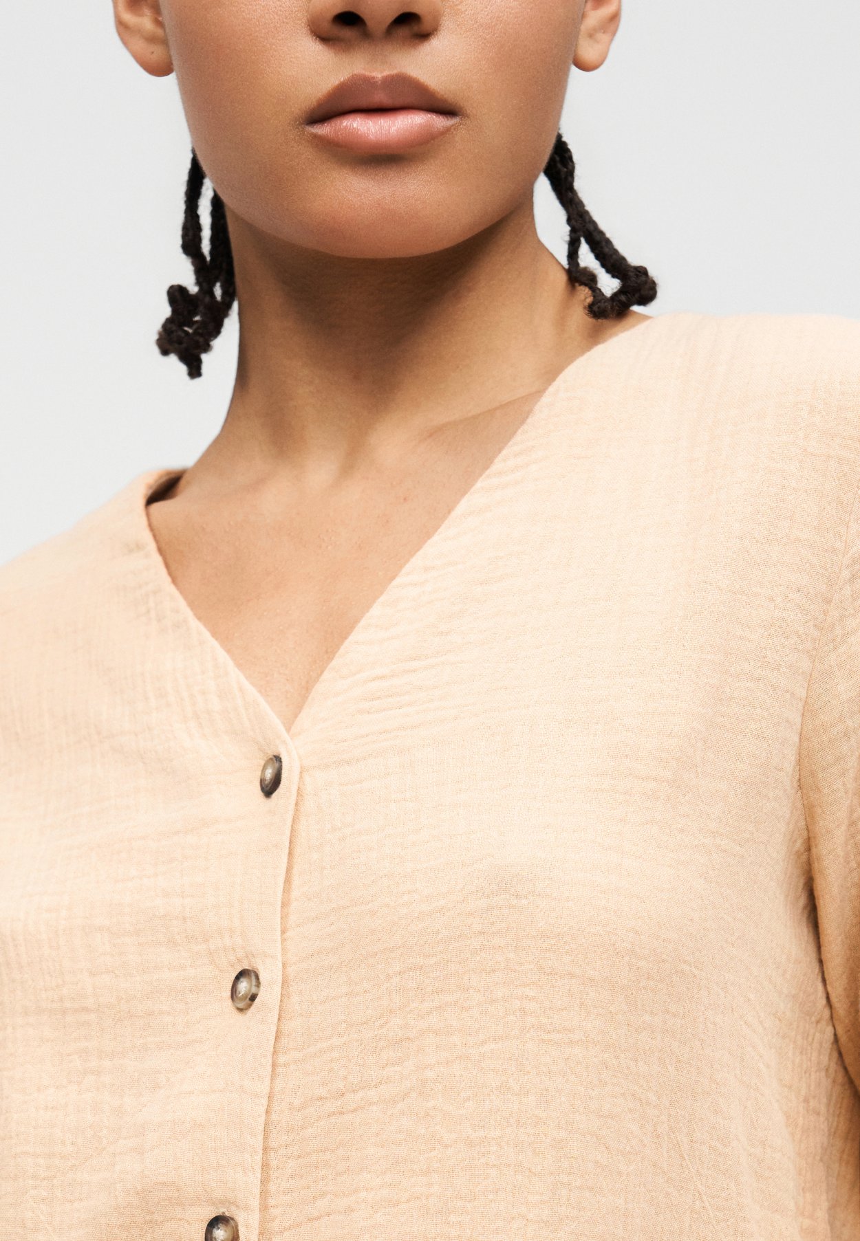 ONLTHYRA LIFE V NECK SHIRT