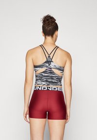 Under Armour - Top