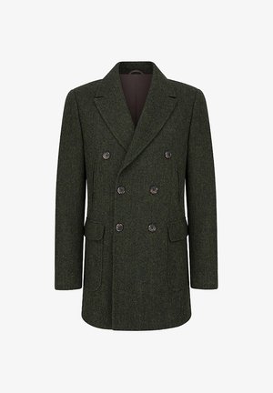 Ciemnozielony płaszcz dwurzędowy wykonany z teksturowanej wełny, z wyciętym kołnierzem, zapinany na guziki z dwoma przednimi kieszeniami.