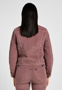 Lee - Kurtka wiosenna