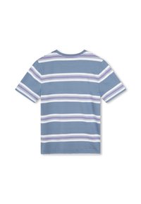 T-shirt a maniche corte a righe di colore azzurro chiaro, con righe orizzontali viola e bianche, scollatura rotonda e materiale in morbido cotone.