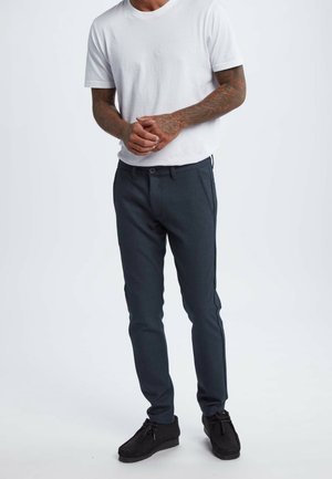 Chino - dark blue