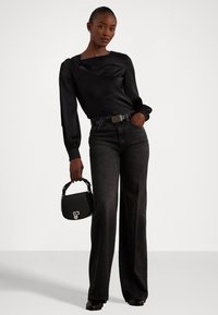 Lauren Ralph Lauren CUTOUT SATIN CHARMEUSE BLOUSE - Camicetta - black