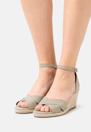Espadrilky - pistacchio
