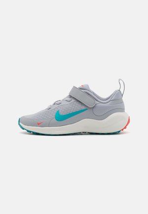 REVOLUTION 7 UNISEX - Road running shoes - wolf grey/dusty cactus/bright crimson/summit white