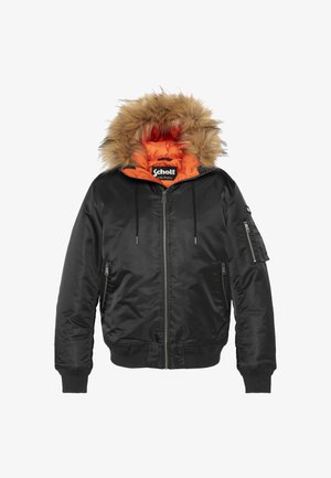 Schwarze Bomberjacke mit Kapuze, die mit Kunstfell gefüttert ist, orangefarbenem Innenfutter, Reißverschlusstaschen, gerippten Bündchen und einem Reißverschluss vorne.