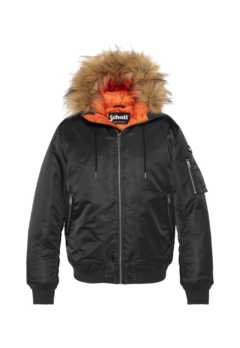 Czarna kurtka typu bomber z kapturem wyłożonym sztucznym futerkiem, pomarańczową podszewką, kieszeniami na zamek, prążkowanymi ściągaczami i zamkiem błyskawicznym z przodu.