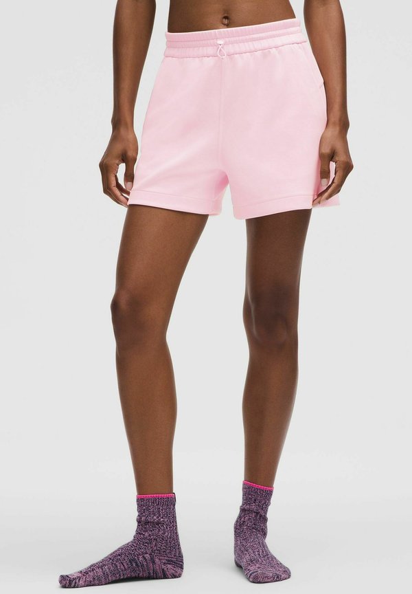 Softstreme High-Rise 10cm - Kurze Sporthose