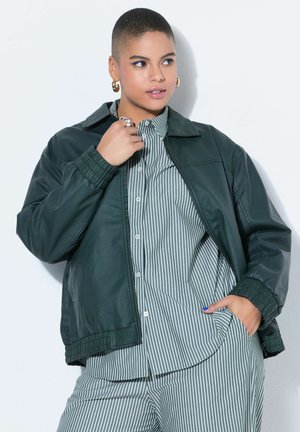 BOXY SHAPE IN USED LOOK - Giubbotto Bomber - dark green