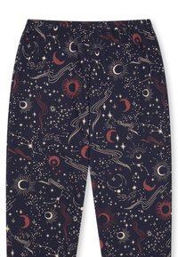 Pantalones azul marino con cintura elástica, adornados con un patrón celeste de estrellas, lunas y diseños abstractos en crema y burdeos.