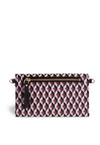 Geometrische clutch met een gedrukt patroon in bordeauxrood, roze en marineblauw. Voorzien van een gouden rits, zwarte afwerking en twee zijlussen voor gemakkelijk dragen.