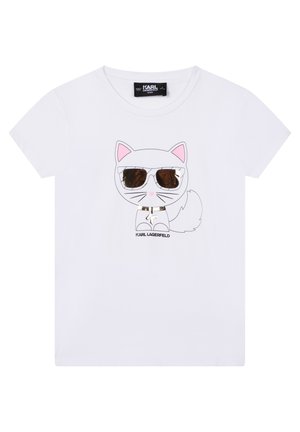 Biała koszulka dziecięca z kreskówkowym kotem w odblaskowych okularach przeciwsłonecznych i obroży, pod kotem nazwa marki „Karl Lagerfeld“.