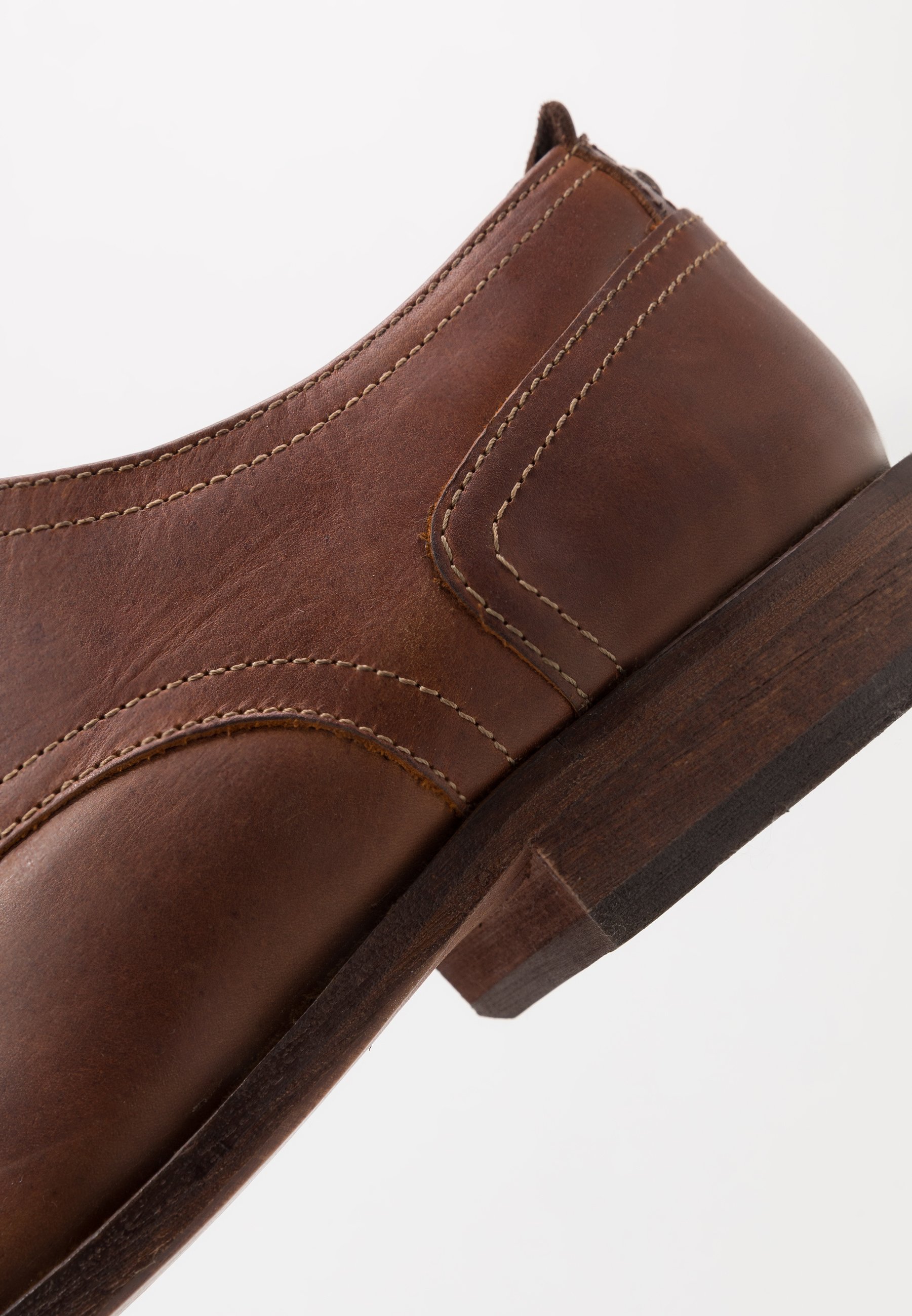Base London HAMMOND Snøresko burnished tan Zalando.no Base London HAMMOND Snøresko burnished tan Zalando.no