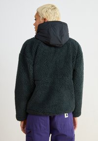 Columbia Flisinė striukė - black