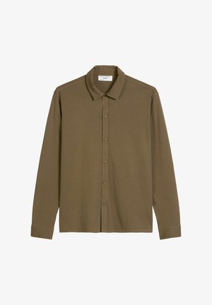 Koszula z długim rękawem, zapinana na guziki, w oliwkowej zieleni, wykonana z miękkiego materiału. Posiada klasyczny kołnierzyk i prosty krój z mankietami.