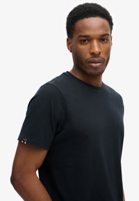 Superdry & Co ESSENTIAL - T-shirts basic - jet black