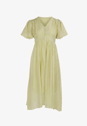 Robe midi jaune pâle à manches courtes, col en V, manches bouffantes, corsage froncé, boutons centraux et jupe fluide plissée.