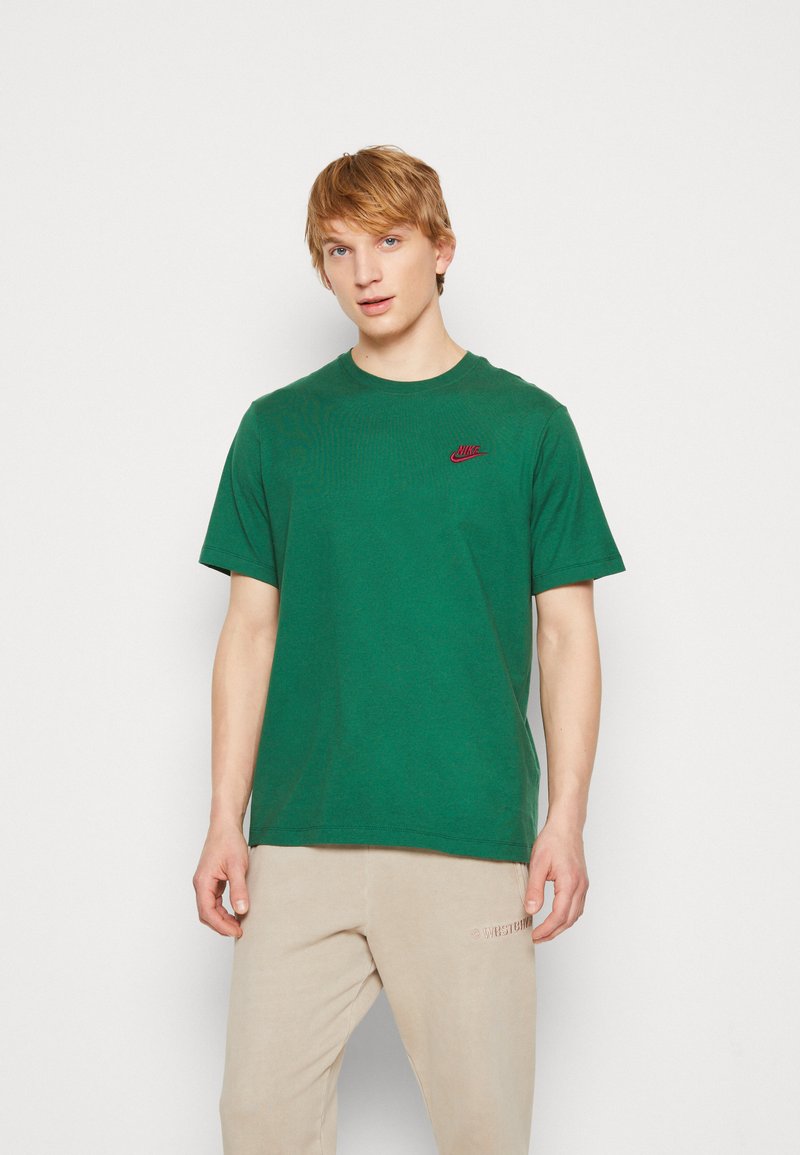 Nike Sportswear CLUB TEE - T-shirt básica - gorge green