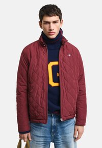 GANT QUILTED WINDCHEATER - Light jacket - wine red