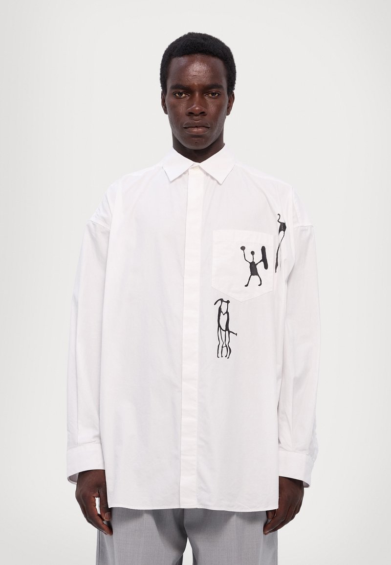 WOOD WOOD - ROFUS OVERSIZED SHIRT - Hemd - white, Vergrößern