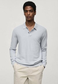 Mango Top s dlhým rukávom - light blue