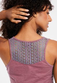 Protest PRTBECCLES - Top - deco pink