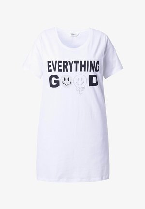 Maglietta bianca di cotone con scollo tondo, con la scritta "EVERYTHING GOOD" in nero e due grafiche di facce cartoon al centro.
