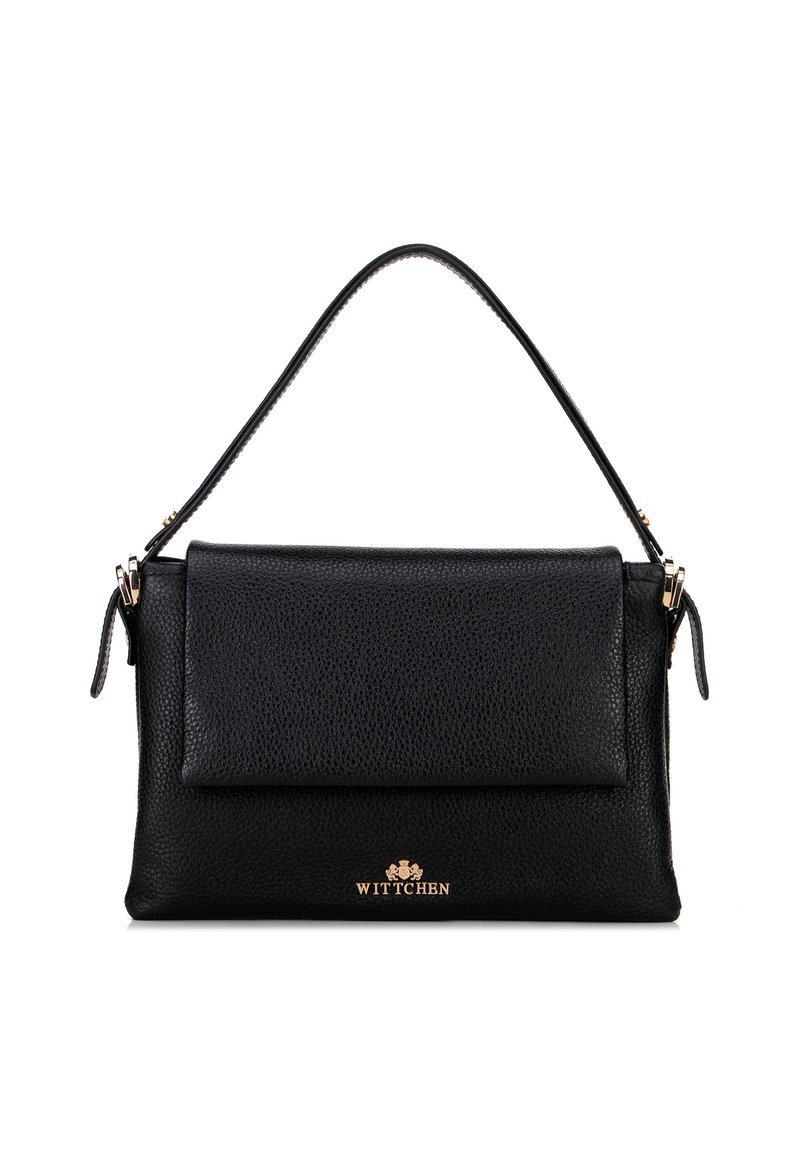 Borsa in pelle nera con manico superiore singolo, chiusura a pattina e piccolo logo dorato Wittchen al centro frontale.