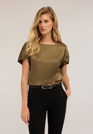 CON MANICHE A PETALO - Blouse - verde militare