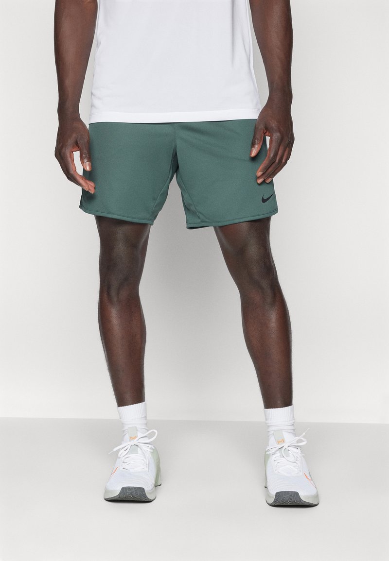 Nike Performance TOTALITY - Pantalón corto de deporte - vintage green/black