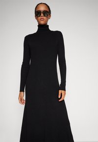 VILA VIAMARIA ROLL NECK DRESS - Φόρεμα-πουλόβερ - black
