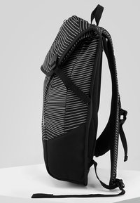 AEVOR DAYPACK - BLACK ECLIPSE - Tagesrucksack - black/white